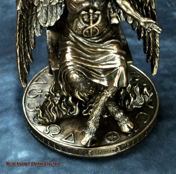 Hexenshop Dark Phönix Baphomet auf Thron Figur